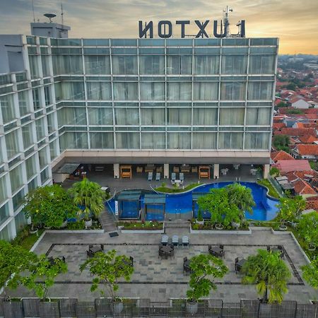 The Luxton Cirebon Hotel And Convention Exterior photo