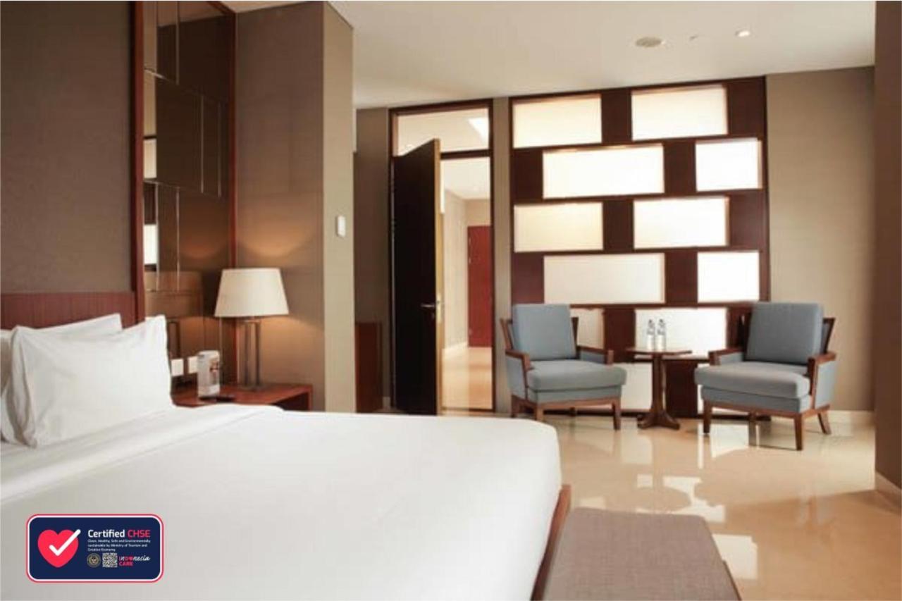 The Luxton Cirebon Hotel And Convention Exterior photo