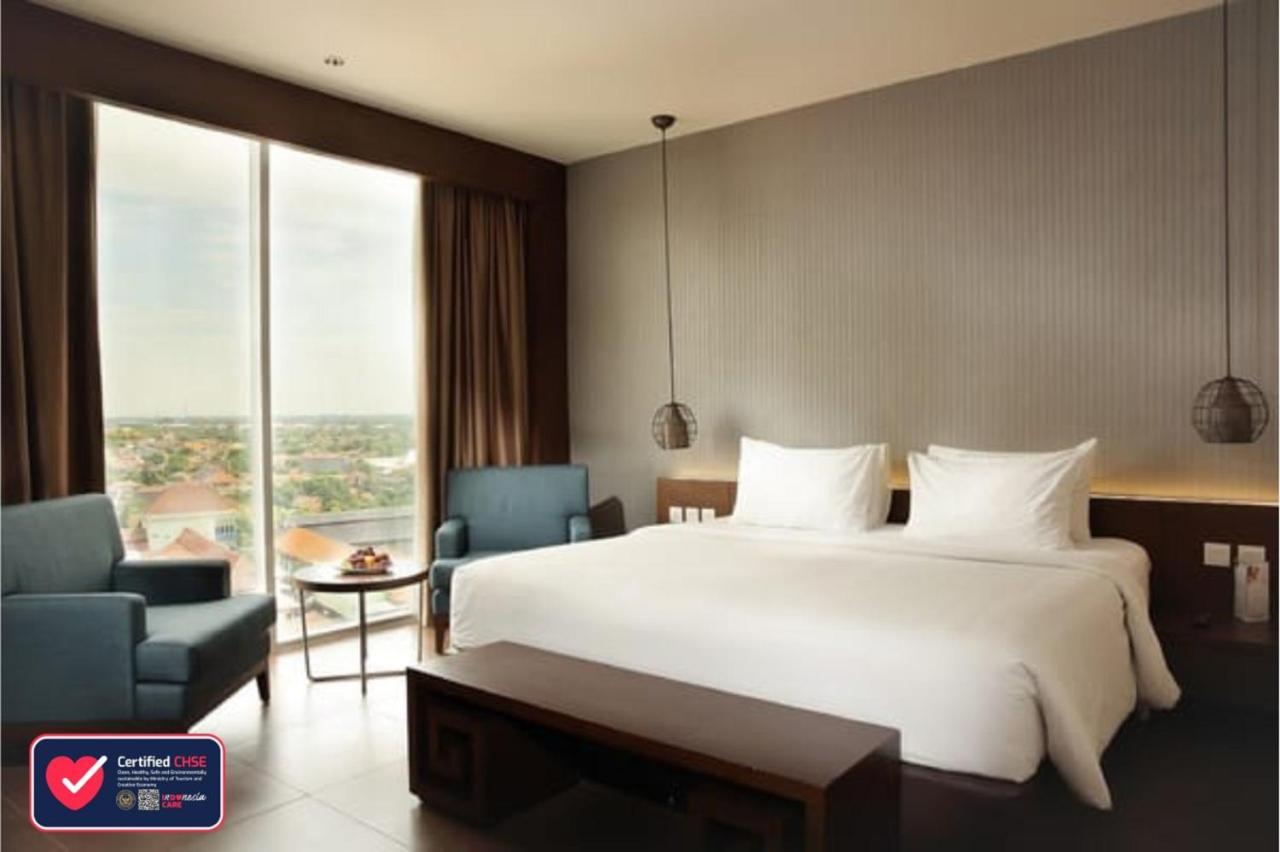 The Luxton Cirebon Hotel And Convention Exterior photo