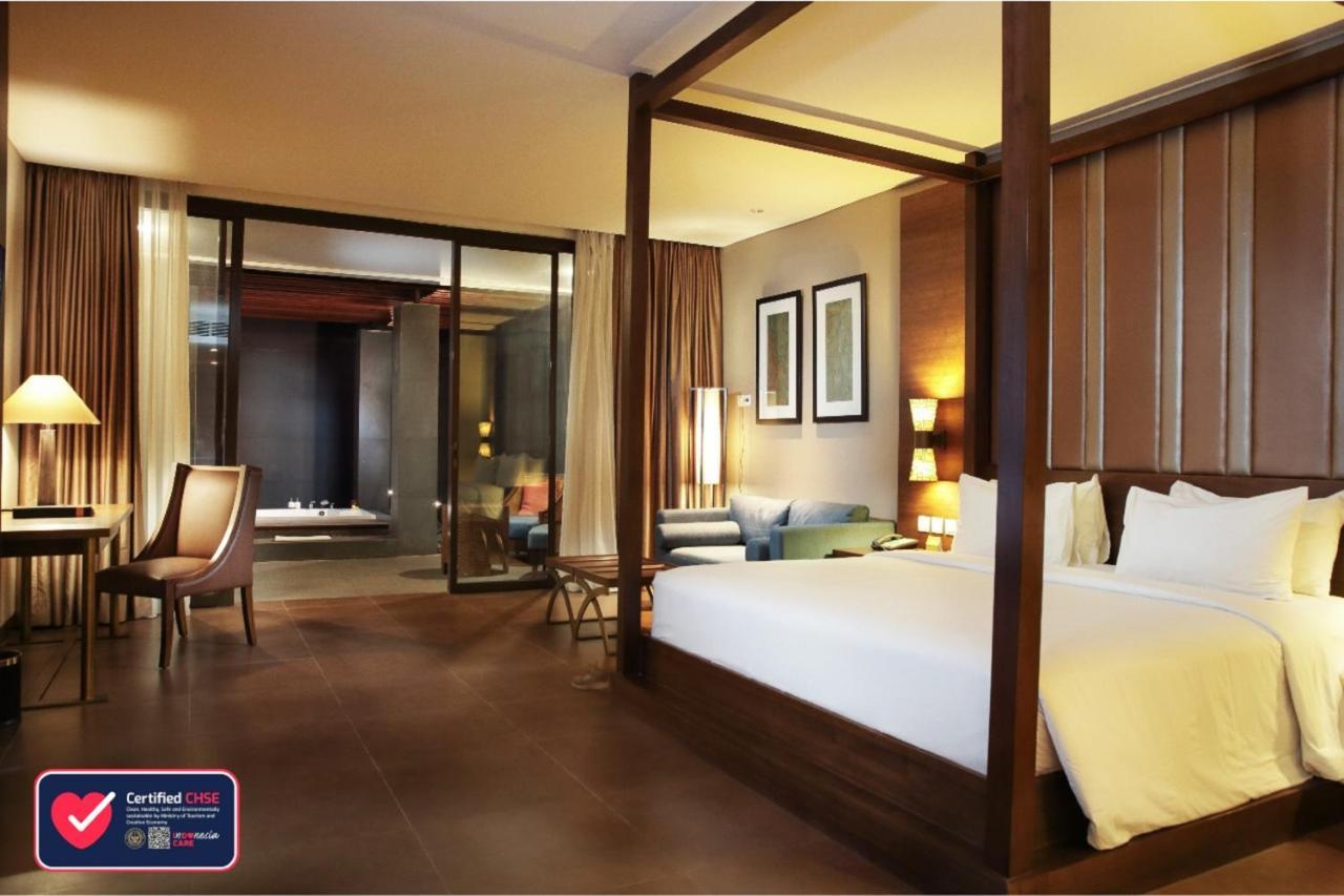 The Luxton Cirebon Hotel And Convention Exterior photo